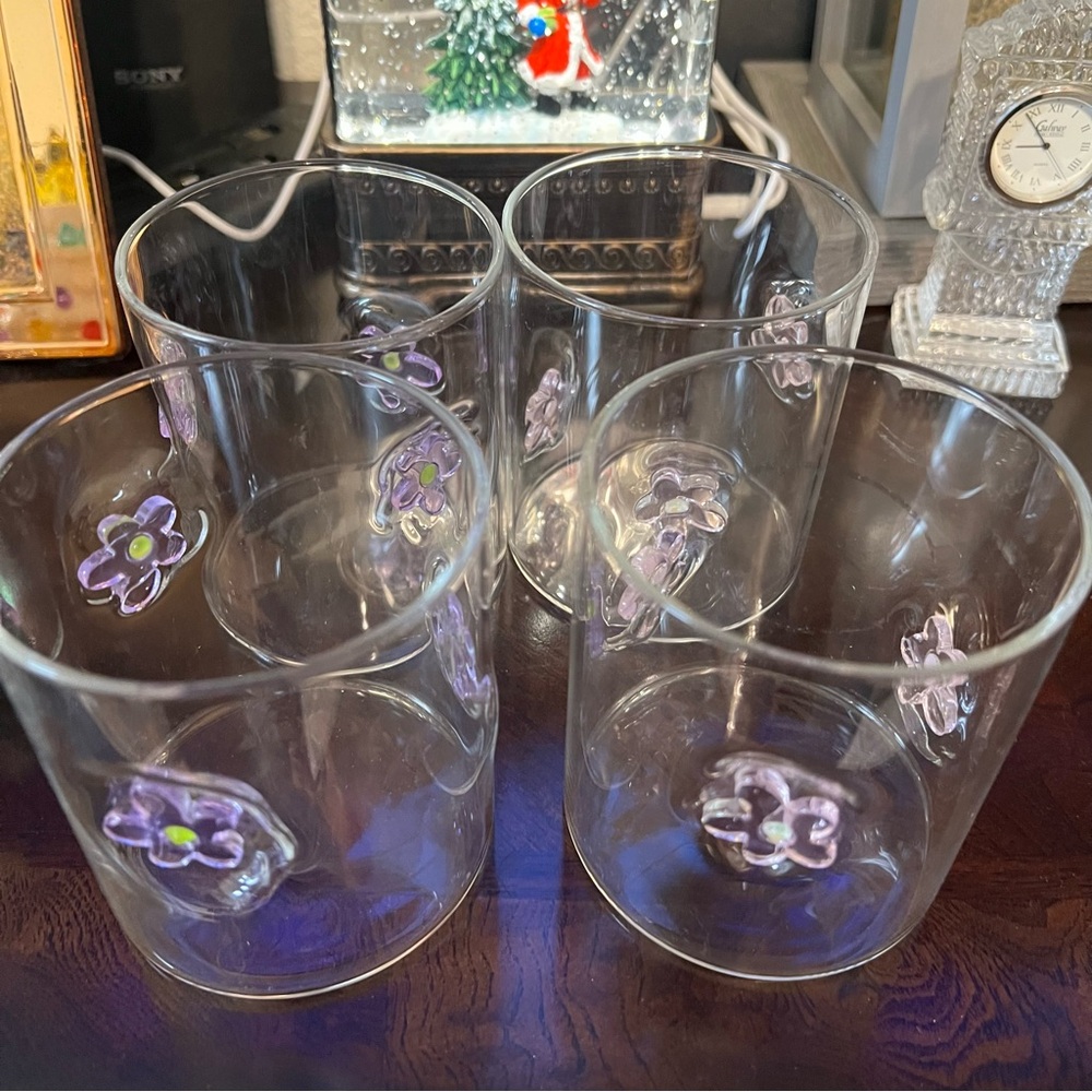 Embossed Flower Icon glass tumbler Set of 4